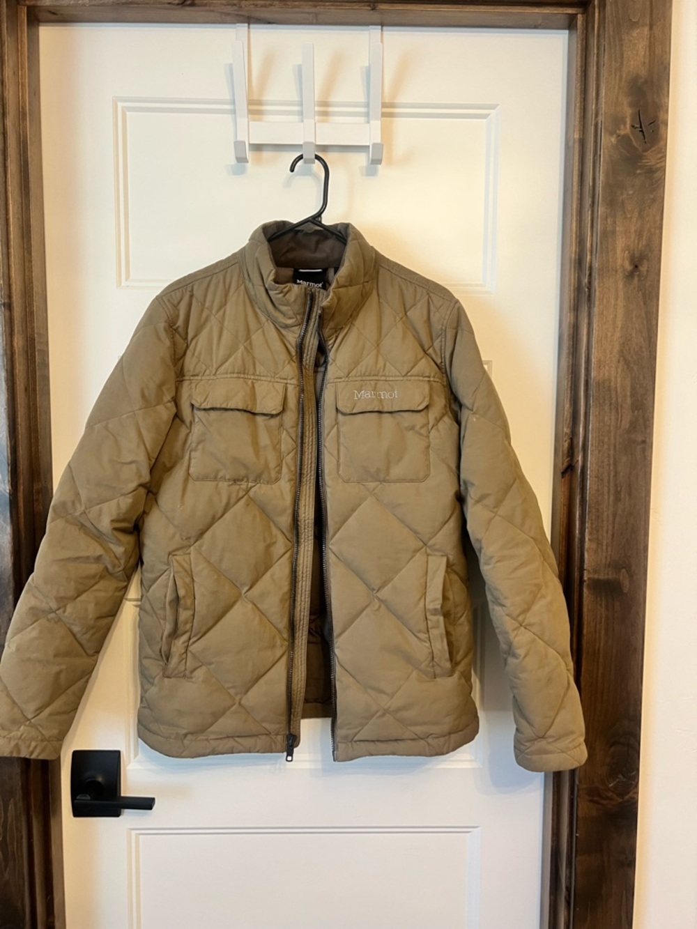 Marmot Men's Quilted Puffer Jacket in Olive Green